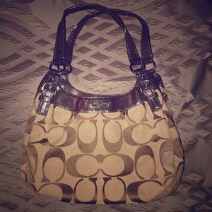 Coach Signature Shoulder Bag